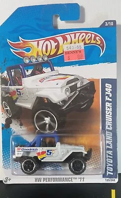 Hot Wheels 2011 #143 Toyota Land Cruiser FJ 40 White • $4.99