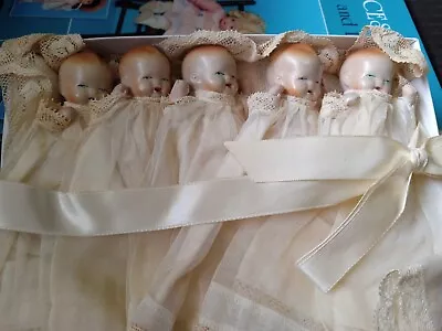 Dionne Quintuplet Dolls • $80