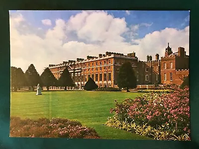 Hampton Court Palace London Two Unused Colour Postcards • £2.99