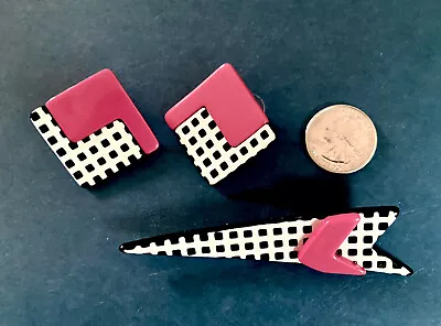 £15.73 • Buy 1960s Black-White Check With Hot Pink Accents, Retro Earring And Pin Set
