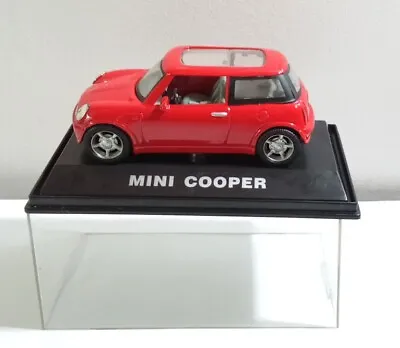 Smart Toys 1:40 Scale Mini Cooper - Red - Cased • £4.50