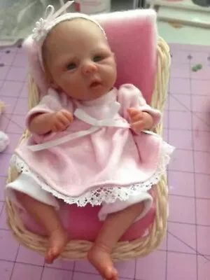 7  Sophia Mini Reborn Doll: Lifelike Micro Preemie Full Body Silicone Baby Girl • $62.99