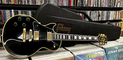 $3000 • Buy Gibson - Left Handed Custom Shop - LES PAUL - 1982 W/Gibson Chainsaw Case