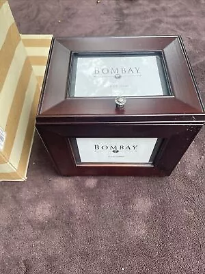 Bombay Company Mahogany 4x6 Photo Box With Storage Sleeves 2001 • $25