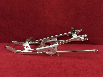 ~ STRAIGHT! ~ OEM Rear Subframe 99-02 YZF-R6 YZFR6 Back Sub Frame Tail Section  • $153.29