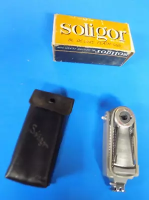 Vintage SOLIGOR BL DELUXE FLASH GUN BC TYPE OEM With BOX  AND CASE • $6.90
