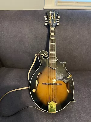 Ibanez Mandolin (M522S-DVS) • $300