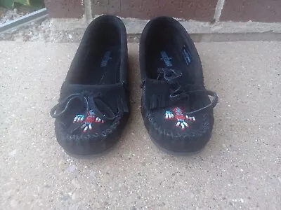 Minnetonka Thunderbird Black Moccasins Shoes Womens Size 8 • $29.99