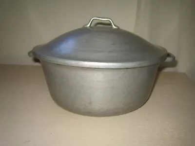 VNTG Super Maid ? Cookware Cast Aluminum Pot Dutch Oven Roaster Pan With Lid 2.5 • $19.99