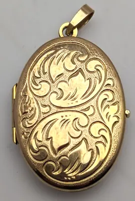 9ct Yellow Gold Locket Pendant Floral Engraved Photo Oval Locket • $371.15