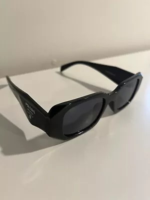 Prada PR17WS 1AB5S049 Women's Sunglasses 49 Mm Black / Dark Grey Lens • $49