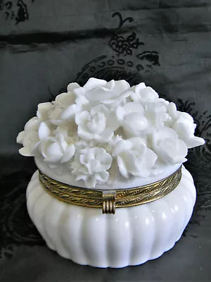 FABULOUS Old Vintage Vanity Trinket Jewelry Casket Box~Porcelain Flower Clusters • $19