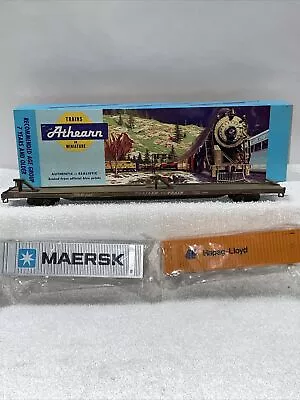 Athearn 86’ Flat Trailer Tran W/ Two Containers Maersk & Hapag-Lloyd • $30
