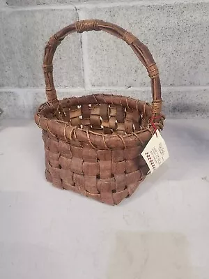 VINTAGE Mike Smith BASKET Pacific Northwest Artist Market Basket Cherry Bark  • $13.50