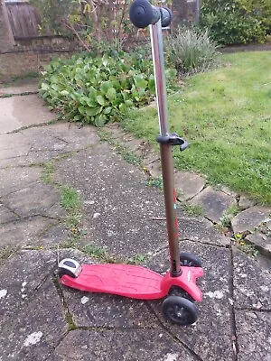 Micro Scooter • £30