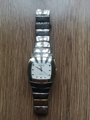 Ieke Unisex Quartz Watch. Needs New Strap. • £3.50