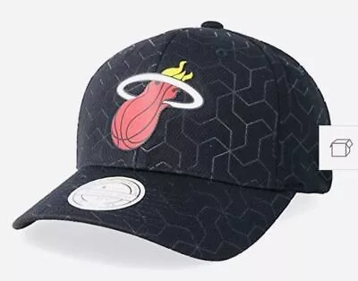 Men's Mitchell & Ness Miami Heat Adjustable Cap Snapback • £19.97