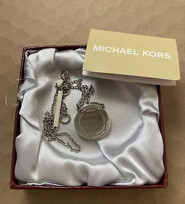 Necklace Michael Kors • $16.40