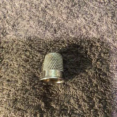 Vintage  Silver-Tone Metal Thimble Marked England • £0.99