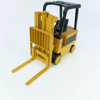 Cat Forklift Truck Black Roof NZG G 248 • $36.99