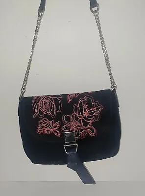 Vera Bradley Small Carson Crossbody Purse Quilted Embroidered • $8.49