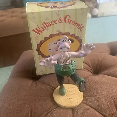 Wallace And Gromit The Wrong Trousers Resin Ornament Figurine • £24.99