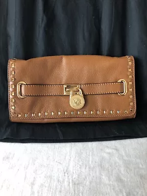 MICHAEL KORS HAMILTON WHIPPED LUGGAGE LEATHER CLUTCH Purse • $50