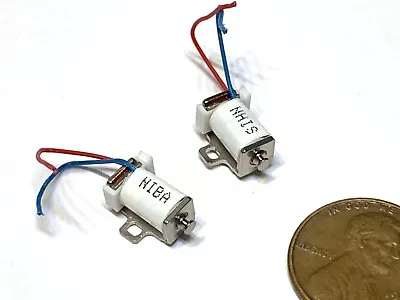 2 Pieces White PCs Mini Small Miniature Solenoid Valve Flow Magnet Exhaust  A15 • $19.40
