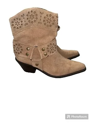 Covington Outwest Tan Suede Western Boots Womens Boots Size 7 • $15