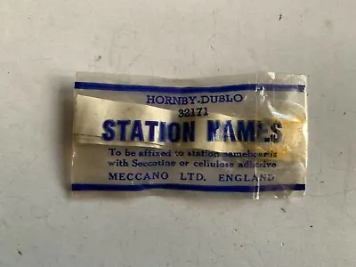 Hornby Dublo Oo Gauge - 32171 Station Names • £3.50