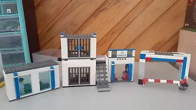 LEGO CITY: Police Station (60246) Missing Pieces And Missing Minifigures • $31
