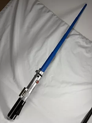 Star Wars Blue Lightsaber Obi Wan Kenobi Hasbro 2012 A1191 C-3252A Flick Out • $25.19