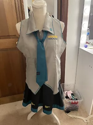 Vocaloid Hatsune Miku Cosplay Size XL Costume Halloween Outfit • $30