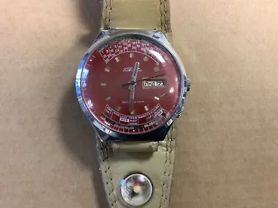 Vintage Paketa Russian Red Dial Perpetual Calendar Men's Watch • £140