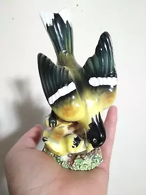 VTG NAPCO CERAMIC PORCELAIN Mom Bird Feeding Baby Bird SPAGTTIE Figurine JAPAN  • $145