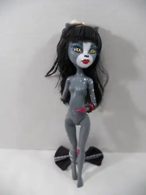 ~Mattel~ Monster High 2012 Werecat Purresphone Signature Ghoul Doll NUDE No Hand • $12.95