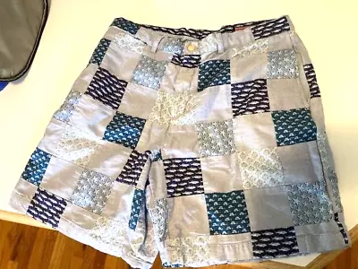 Vineyard Vines Mens Shorts-size 33-blue Patchwork Design-fishstarfishanchors • $14.99