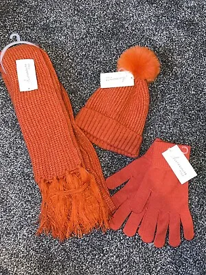 BNWT Ladies Accessories By Isle Orange Hat Scarf & Gloves  • £20