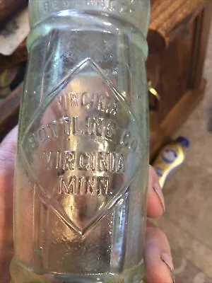 VIRGINIA MINNESOTA EMBOSSED DECO SODA BOTTLE FROS -TE MN MINN 1930 Rare  • $25