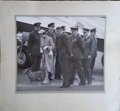 Lovely Large Vintage B/W Photo Queen Elizabeth II & Corgi With RAF 30 X 25cm • £20