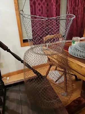 Vintage Fishing Metal Wire Fish Keeper Net Live Bait Basket Cage Collapsible. • $17.60