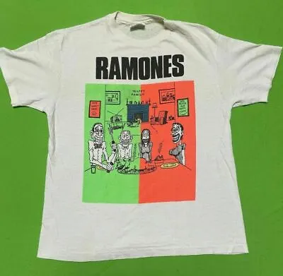 The Ramones T-Shirt Happy Family T0Ur Size Large Punk Rock Band Funny Birthda • $7.99