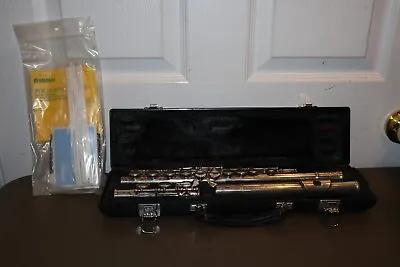 Yamaha 225Sii Silver Plated Flute W/ Original Hard Case! High School Band • $175.99