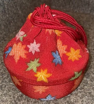 Vintage Small Bucket Purse!!! • $4.99