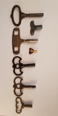 $19.57 • Buy A Job Lot Of Antique Clock Keys