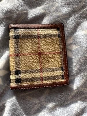 £28 • Buy Vintage Burberry Nova Check Wallet
