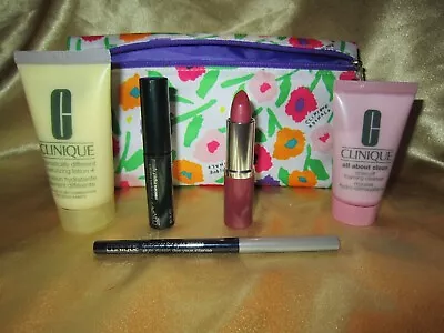 Clinique Makeup Kit • $5