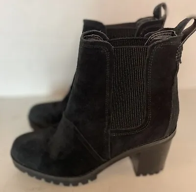 UGG Hazel Block Heel Black Suede Chelsea Ankle Boots Size 5.5 • $55