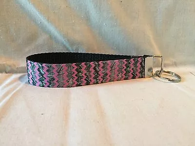 Pink Camo Zig Zag Chevron Key Fob Wristlet Key Chain 1  Mossy Oak • $7