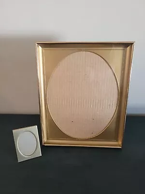 Vintage 1980s Gold Toned Oval Picture Frames • $13.99